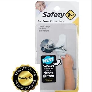 Safety 1st OutSmart Lever Lock With Decoy Button Fits Most Handles New